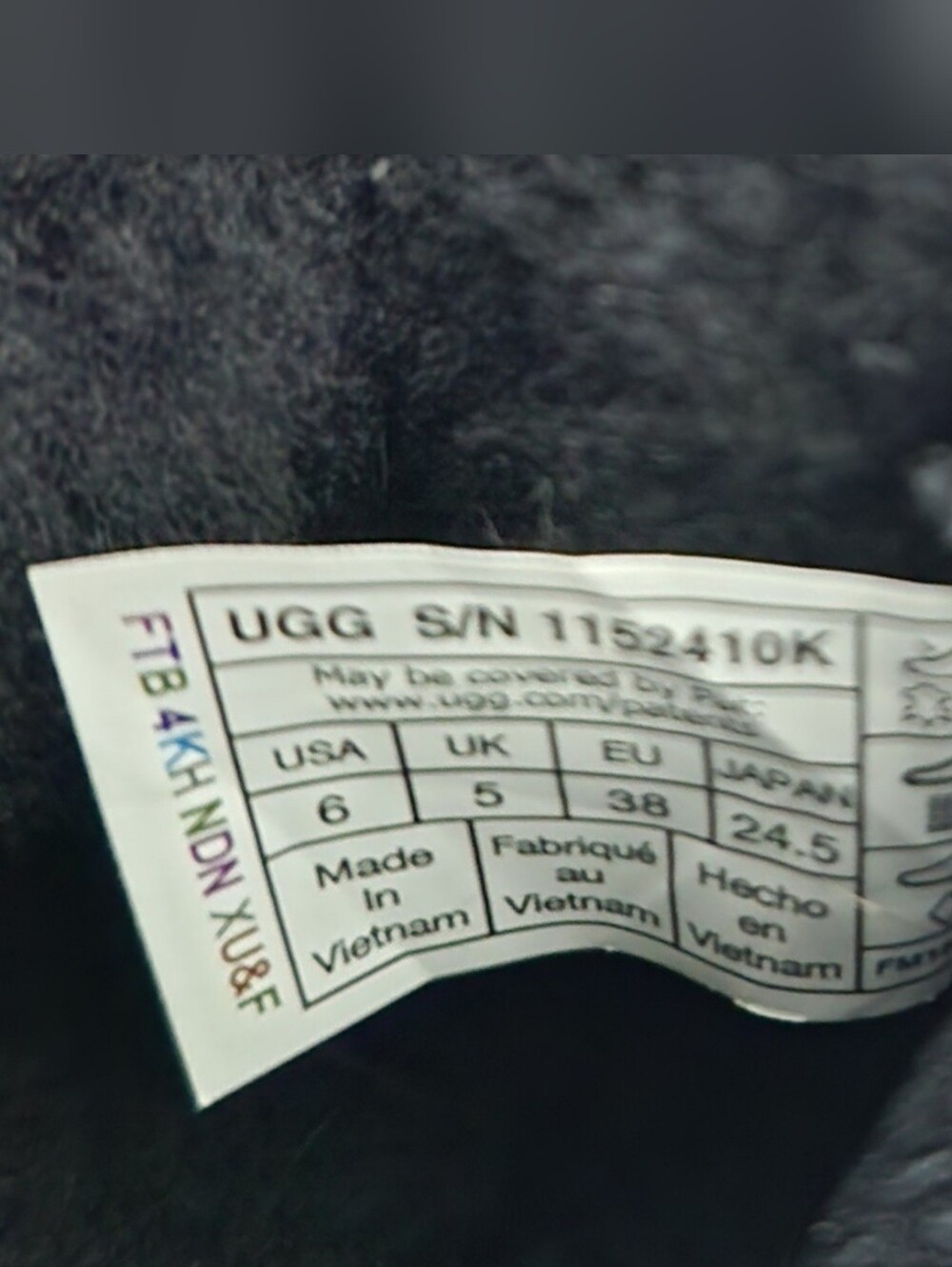 UGG Black Sneaker- YOUTH/GS 6 - Picture 4 of 4